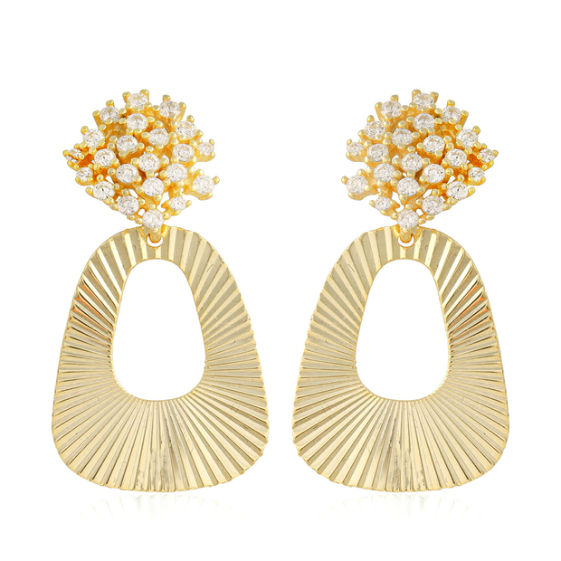 Ribbed Pear-shaped Drop on CZ Cluster Earring in Yellow Gold